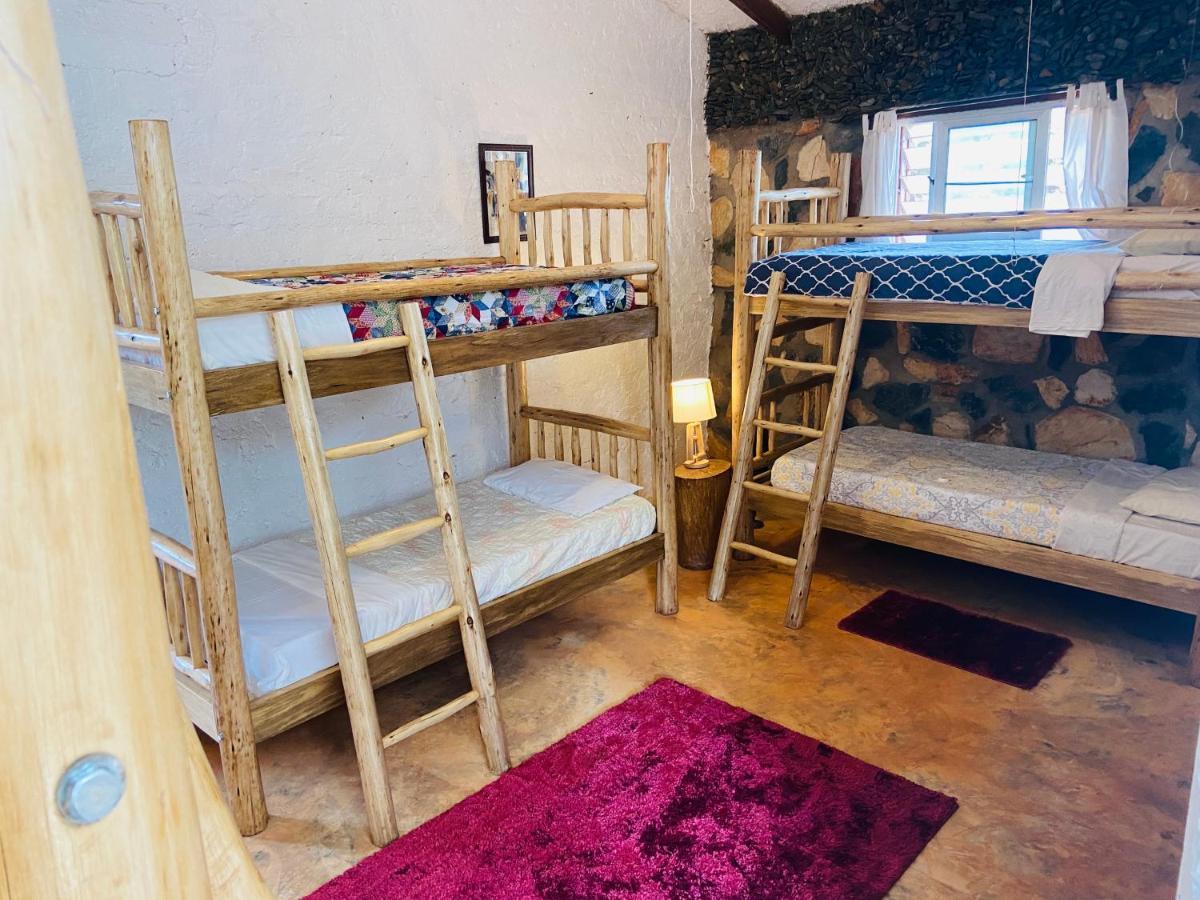 Home Onthe Nile Dorm Jinja Ngoại thất bức ảnh